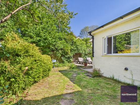 4 bedroom Detached house for sale in Bilsby Road, Alford, LN13