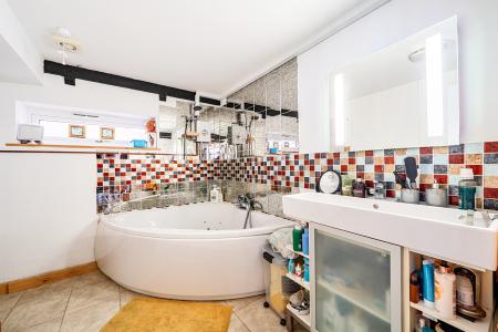 2 bedroom Semi-detached house for sale in Main Street, Boston, PE22