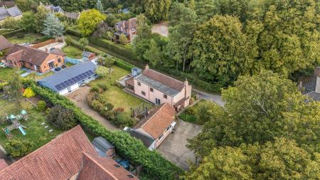 4 bedroom Detached house for sale in High Street, Horncastle, LN9