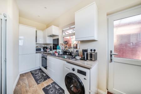 2 bedroom Bungalow for sale in Hillside Avenue, Lincoln, LN2