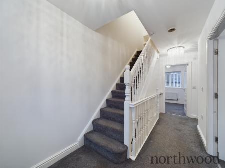 4 bedroom Town house for sale in Carillion Close, Liverpool, L11