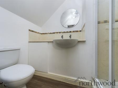 4 bedroom Town house for sale in Carillion Close, Liverpool, L11