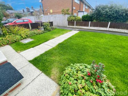 2 bedroom Flat for sale in Glan Aber Park, West Derby, Liverpool, L12