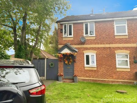 2 bedroom Semi-detached house for sale in Newark Close, Huyton, Liverpool, L36