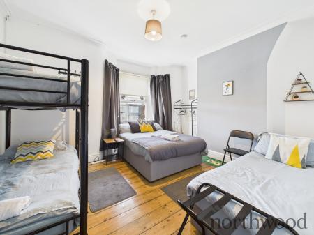 3 bedroom Terraced House for sale in Stanley Park Avenue South, Liverpool, L4