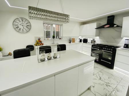 4 bedroom Semi-detached house for sale in Circular Road West, Norris Green, Liverpool, L11