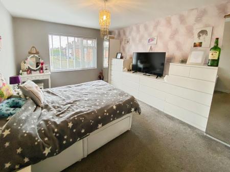 4 bedroom Semi-detached house for sale in Circular Road West, Norris Green, Liverpool, L11