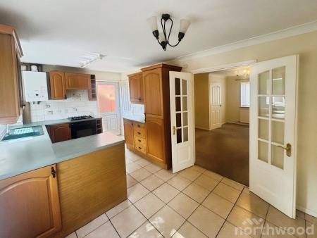 3 bedroom Semi-detached house to let in Rye Grove, West Derby, Liverpool, L12