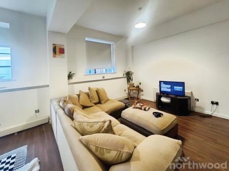1 bedroom Flat to let in Hatton Garden, Liverpool, L3