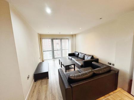2 bedroom Flat to let in Leeds Street, City Centre, Liverpool, L3