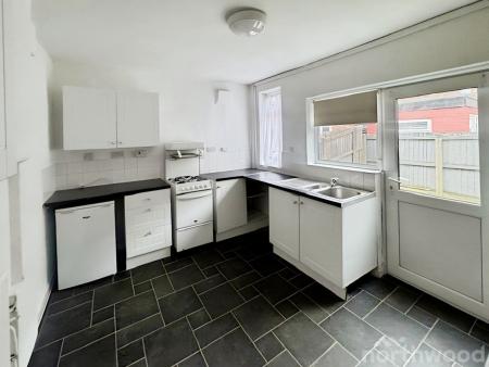 2 bedroom Terraced House to let in Seaforth Road, Liverpool, L21