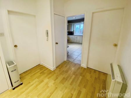 2 bedroom Flat for sale in Darley Drive, West Derby, Liverpool, L12