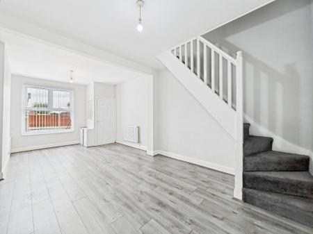 2 bedroom Terraced House to let in Sleepers Hill, Anfield