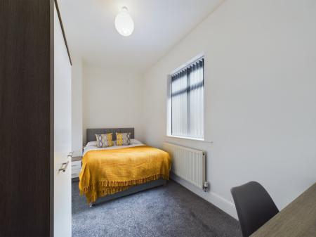 8 bedroom Terraced House for sale in Church Road, Walton, Liverpool, L4