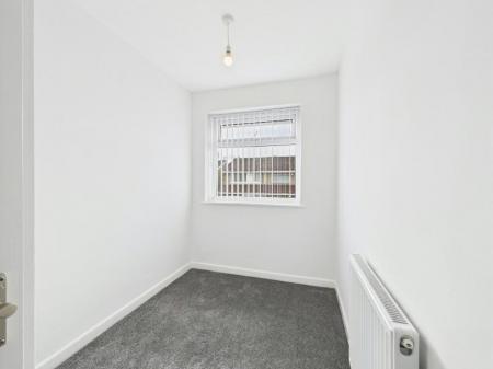 3 bedroom Semi-detached house to let in Alma Close, Fazakerley, Liverpool, L10