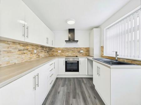 3 bedroom Semi-detached house to let in Alma Close, Fazakerley, Liverpool, L10