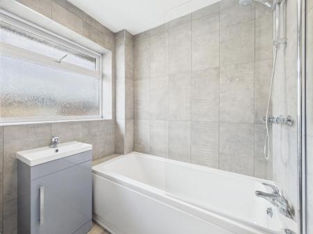 3 bedroom Semi-detached house to let in Alma Close, Fazakerley, Liverpool, L10