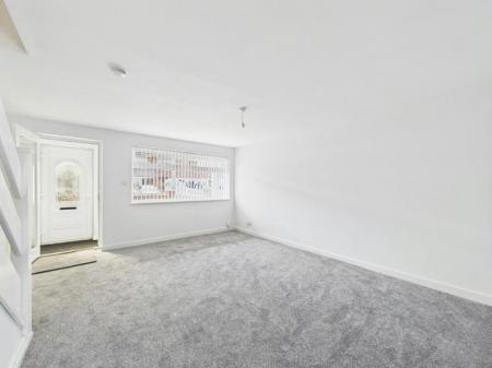 3 bedroom Semi-detached house to let in Alma Close, Fazakerley, Liverpool, L10