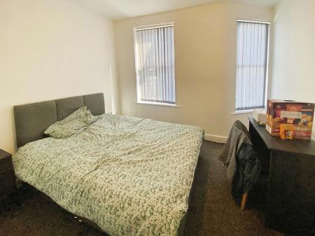 6 bedroom End of terrace house for sale in Walton Hall Avenue, Walton, Liverpool, L4