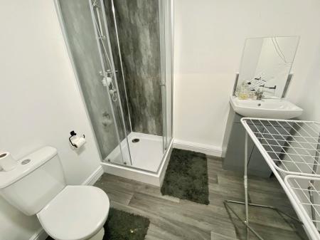 6 bedroom End of terrace house for sale in Walton Hall Avenue, Walton, Liverpool, L4