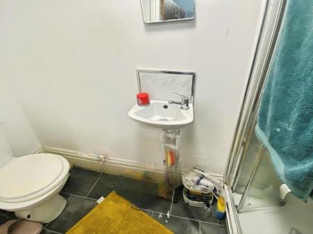 6 bedroom Terraced House for sale in Queens Drive, Anfield, Liverpool, L4