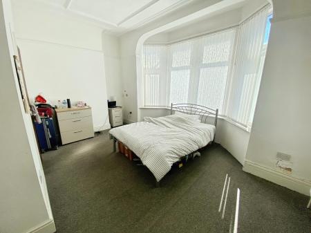 6 bedroom Terraced House for sale in Queens Drive, Anfield, Liverpool, L4