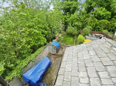 2 bedroom End of terrace house for sale in Holt Lane, Halton, Runcorn, WA7