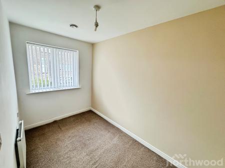 2 bedroom Town house to let in Waterworth Drive, Edge Hill, Liverpool, L7