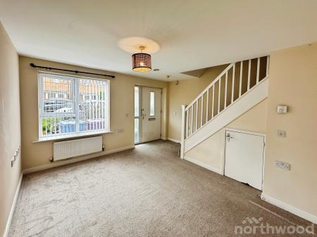 2 bedroom Town house to let in Waterworth Drive, Edge Hill, Liverpool, L7