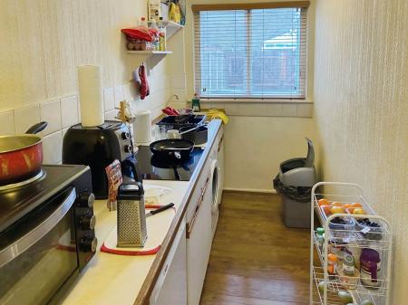 1 bedroom Town house to let in Pinewood Avenue, Croxteth Park, Liverpool, L12