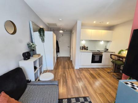 1 bedroom Flat for sale in Wolstenholme Square, City Centre, Liverpool, L1