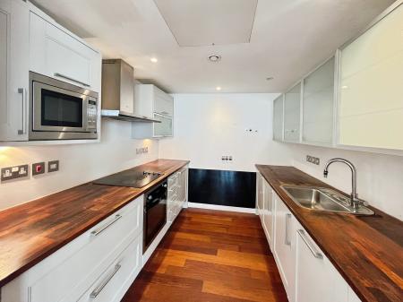2 bedroom Flat for sale in Beetham Tower, Old Hall Street, City Centre, Liverpool, L3