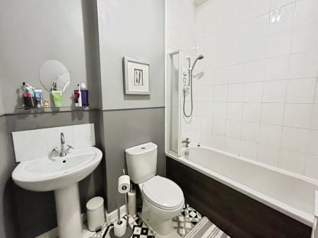 4 bedroom Terraced House for sale in Church Road, Walton, Liverpool, L4
