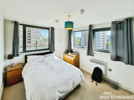 2 bedroom Flat to let in Standish Street, City Centre, Liverpool, L3