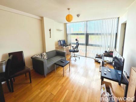 2 bedroom Flat to let in Standish Street, City Centre, Liverpool, L3