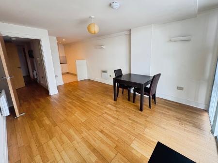 2 bedroom Flat to let in Standish Street, City Centre, Liverpool, L3