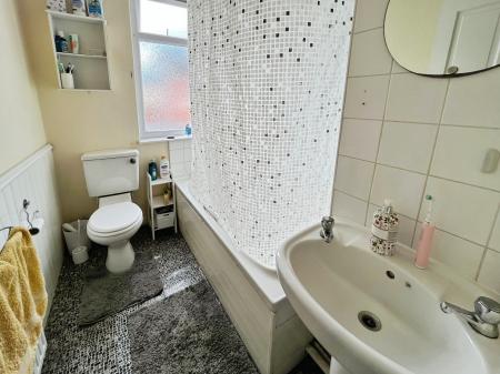3 bedroom Terraced House for sale in Gainsborough Road, Wavertree, Liverpool, L15