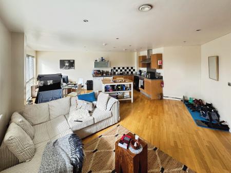 1 bedroom Flat to let in The Reach, Liverpool City Centre