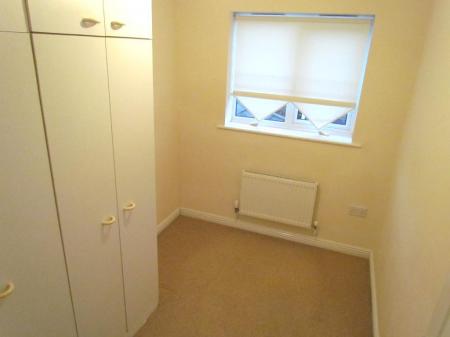 3 bedroom Semi-detached house to let in Metcalf Close, Kirkby