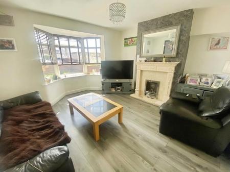 3 bedroom End of terrace house for sale in Lorenzo Drive, Norris Green, Liverpool, L11