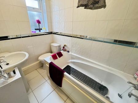 2 bedroom Terraced House for sale in Saint Ives Grove, Old Swan, Liverpool, L13