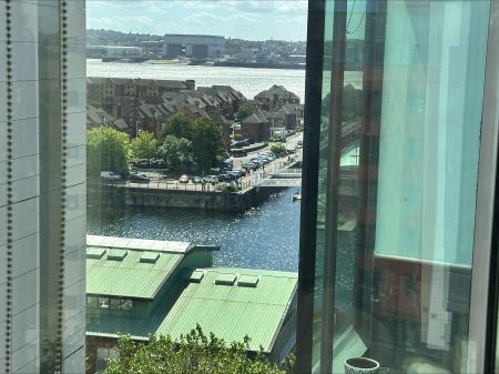 1 bedroom Studio flat to let in The Tower, Dingle, Liverpool, L8