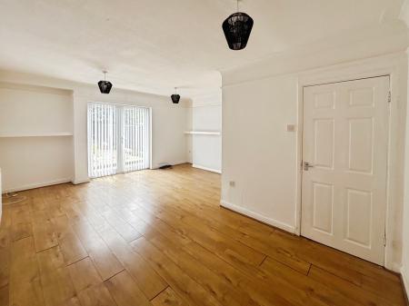 3 bedroom Terraced House to let in Leathers Lane, Halewood, Liverpool, L26