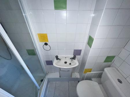 3 bedroom Terraced House to let in Leathers Lane, Halewood, Liverpool, L26