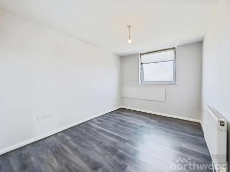 2 bedroom Flat to let in Lace Street, City Centre, Liverpool, L3