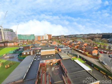 2 bedroom Flat to let in Lace Street, City Centre, Liverpool, L3