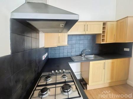 2 bedroom Flat to let in Buckingham Road, Tuebrook, Liverpool, L13
