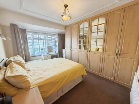 4 bedroom Semi-detached house for sale in Queenscourt Road, Liverpool, L12