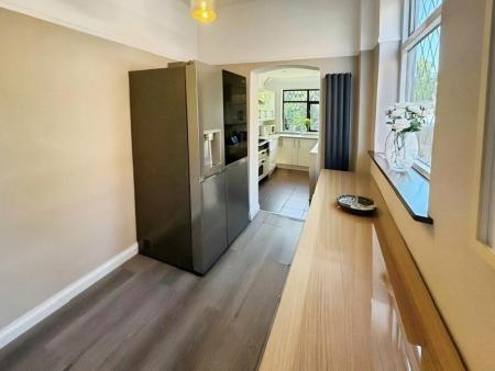 4 bedroom Semi-detached house for sale in Queenscourt Road, Liverpool, L12