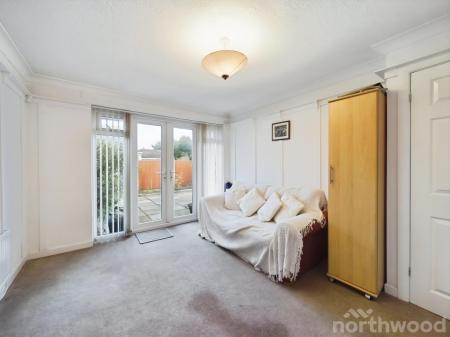 2 bedroom Bungalow for sale in West Meade, Maghull, L31